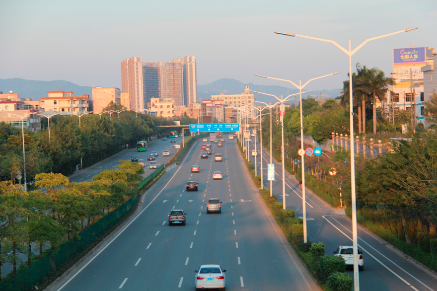 BBE LED street light saves huge energy for Shenzhen city