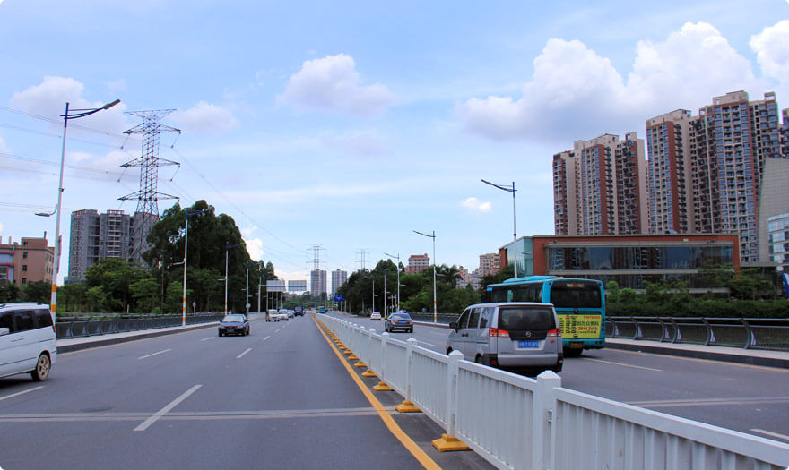 BBE LS5 in Huangguan South Road, Shenzhen, China