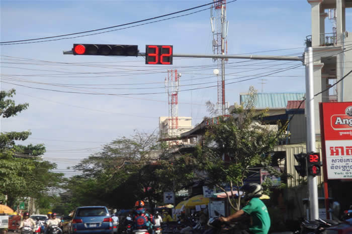 BBE LED Traffic Light and Countdown Timer Project in Cambodia.