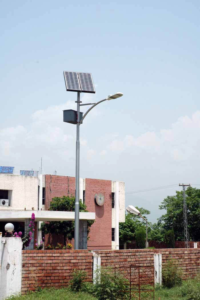 Solar LED Street Light, LU2 in Pakistan